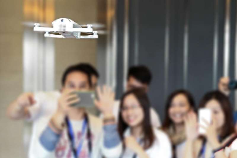 Drone Ini Khusus Untuk Selfie Lho!