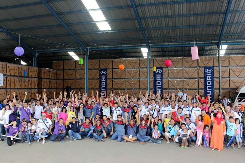 Hi10Club: Solid Meski Berusia Belia