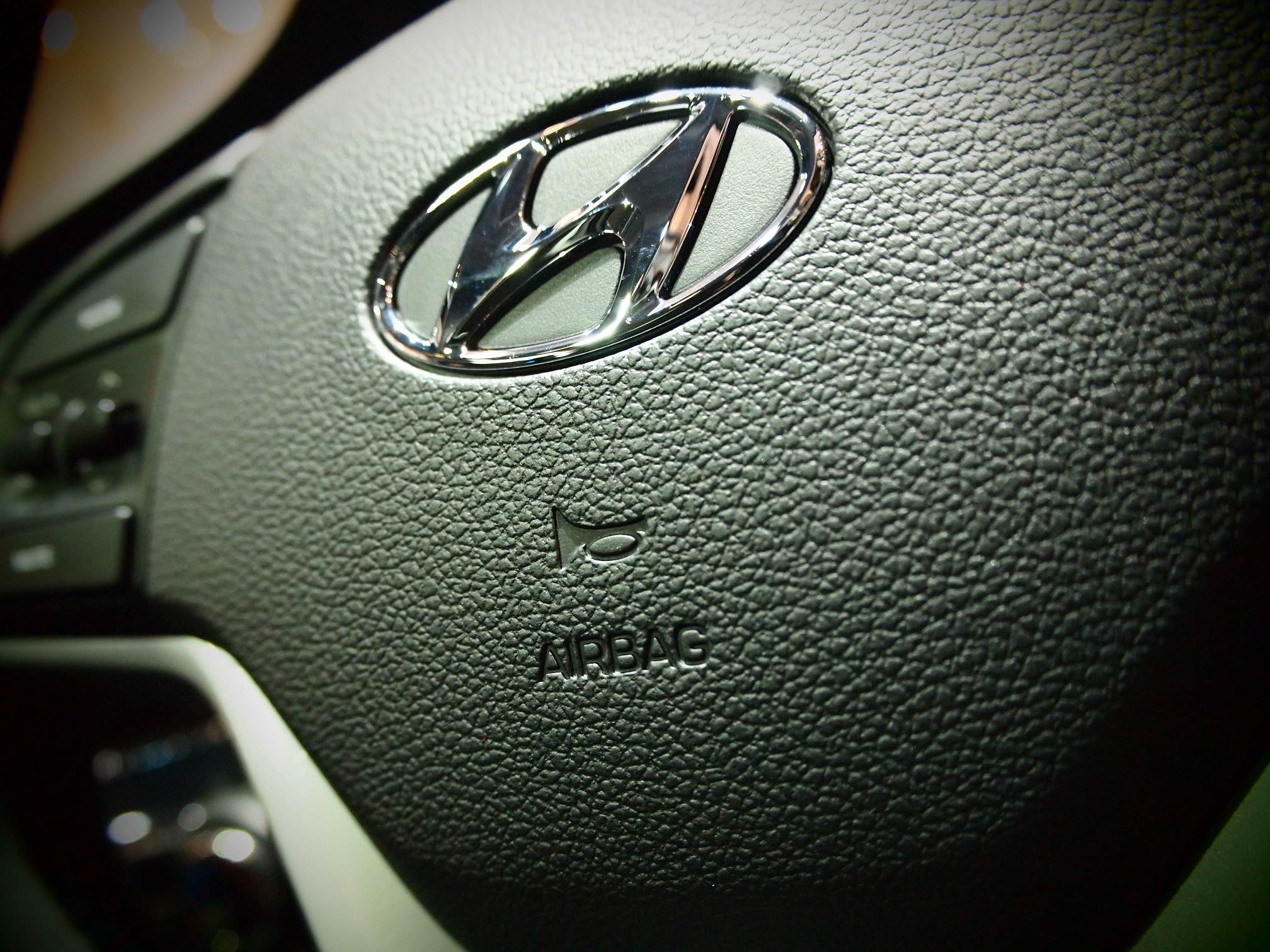 Apakah Airbag di Mobil Perlu Diservis?