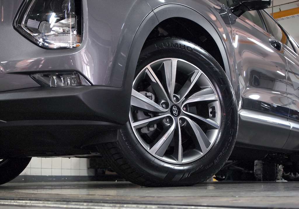 Ternyata Ini Penyebab Tekanan Angin Pada Ban Sering Berkurang