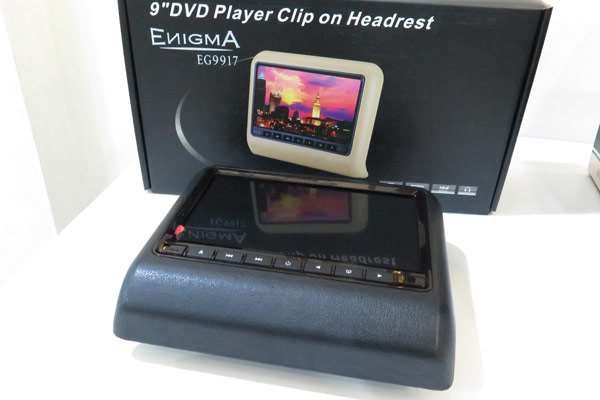 Headrest Monitor Dengan Pemutar CD dan Koneksi USB