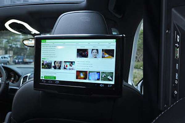 Jurus Asyik Kerja dan Main Game di Mobil