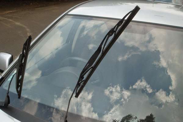 Jurus ‘Adem’ Parkir di Tempat Panas