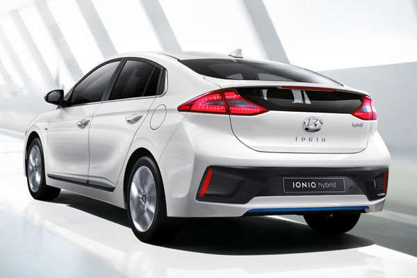 Hyundai Raih Red Dot Design Award 2016 