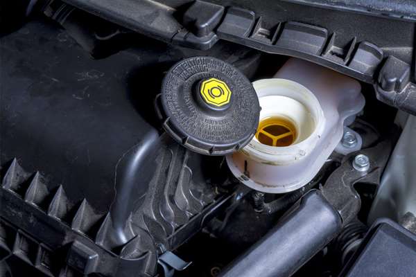 DOT 3, 4, 5, 5.1. Apa Bedanya Sih?