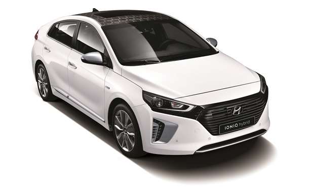 Hyundai IONIQ, Mobil Aerodinamis Dengan Performa Sporty!