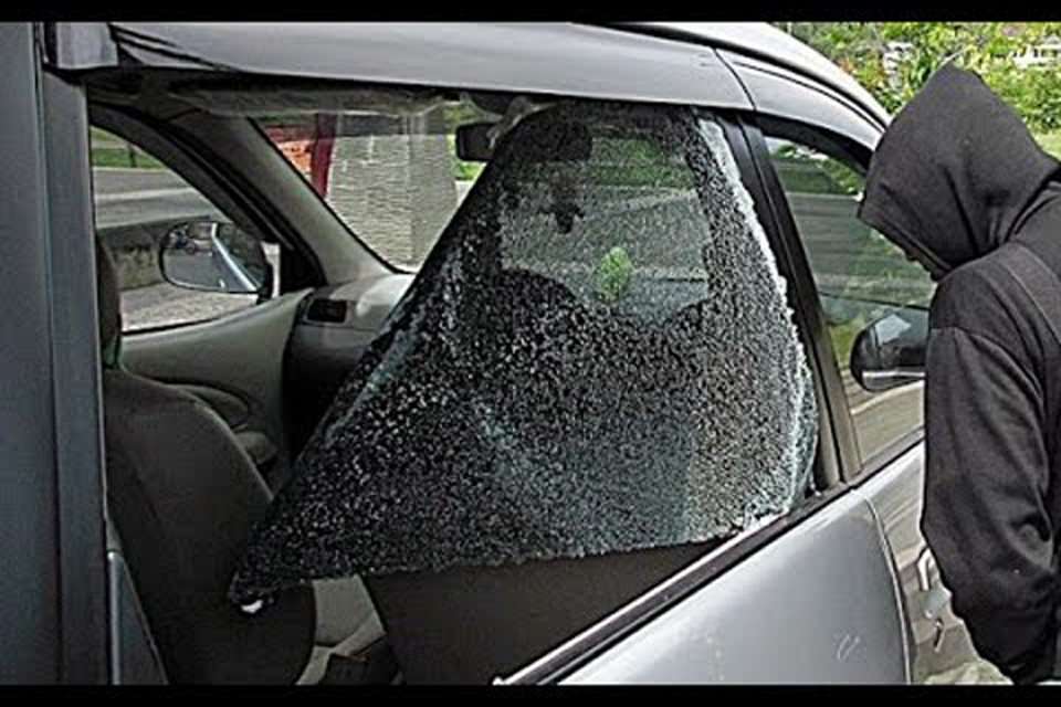 Susah Pasang Kaca Anti Peluru, Pasang Saja Kaca Filmnya