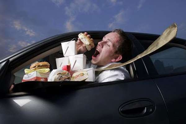 Camilan Tepat Untuk Teman di Tengah Kemacetan