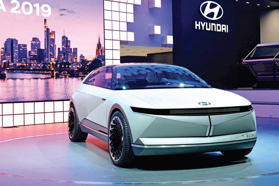 Kendaraan Elektrifikasi Masa Depan Dengan Teknologi Autonomous