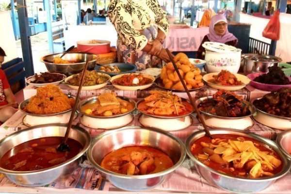 8 Kuliner Nikmat dan Menggugah Selera Khas Sumatera