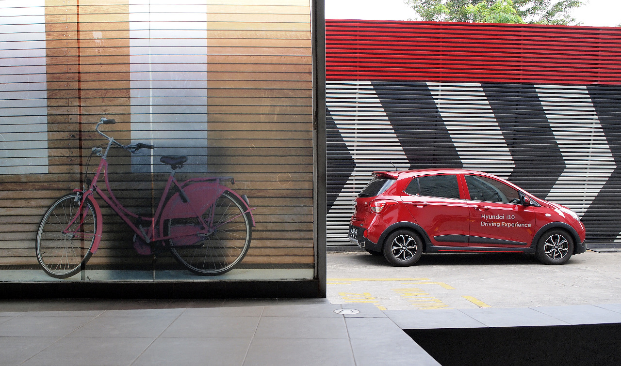 Sistem kemudi adalah komponen penting bagi kendaraan