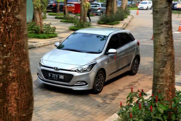 Hyundai All New i20 GL A/T, European Styling Hatchback