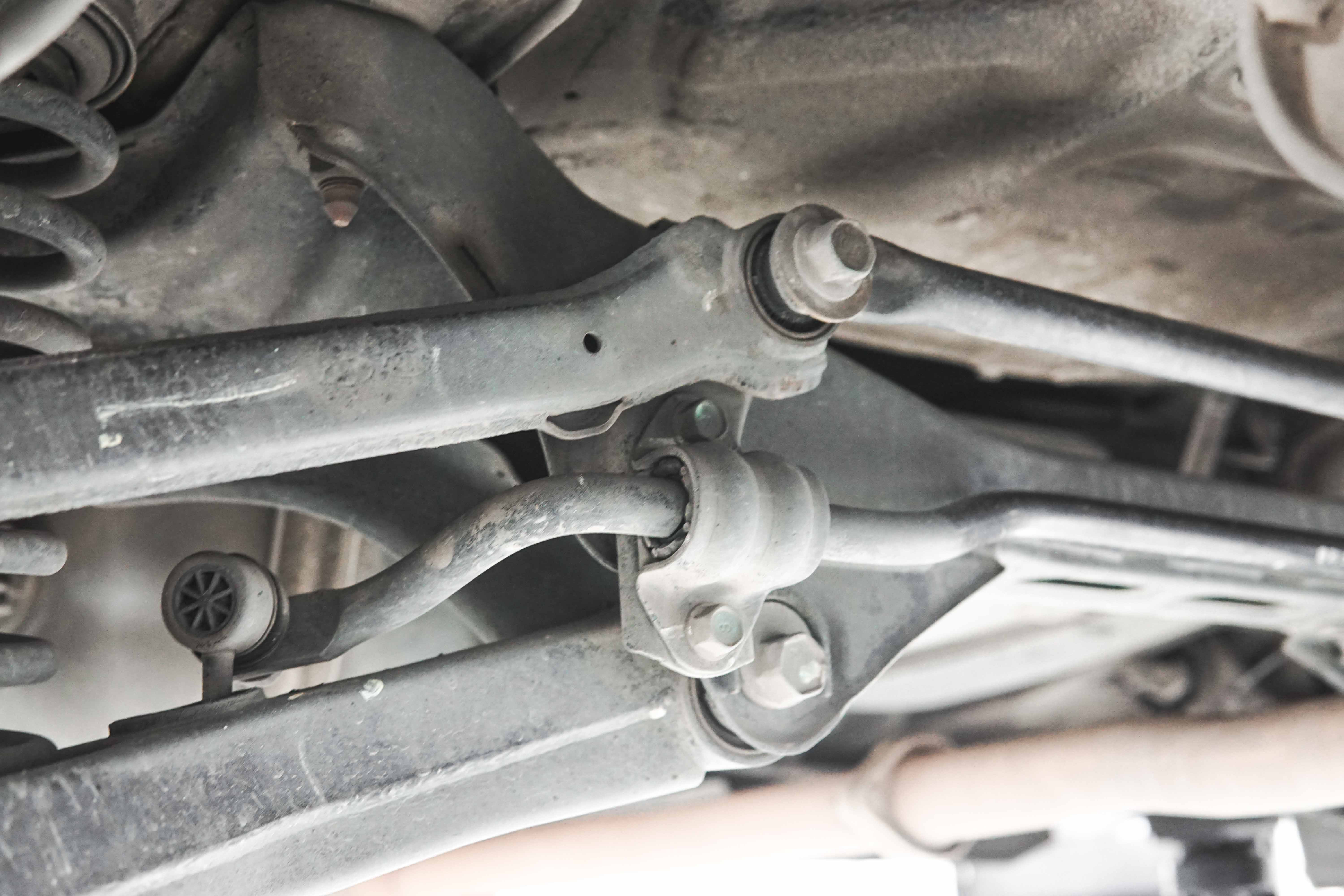 Sepulang Libur Mudik Lebaran, Coba Cek 5 Komponen Kaki-Kaki Mobilmu