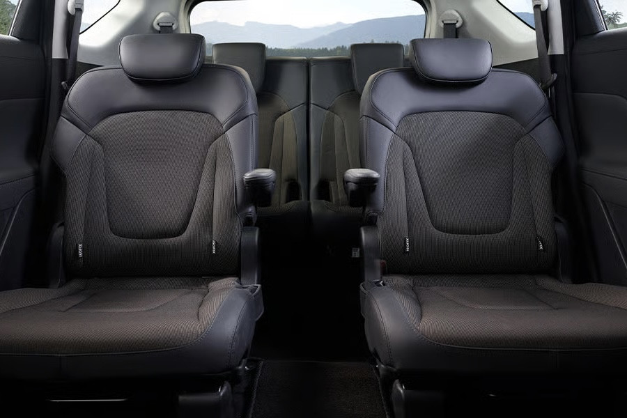 Keunggulan Baris Kedua Hyundai STARGAZER Cartenz Dan Cartenz X