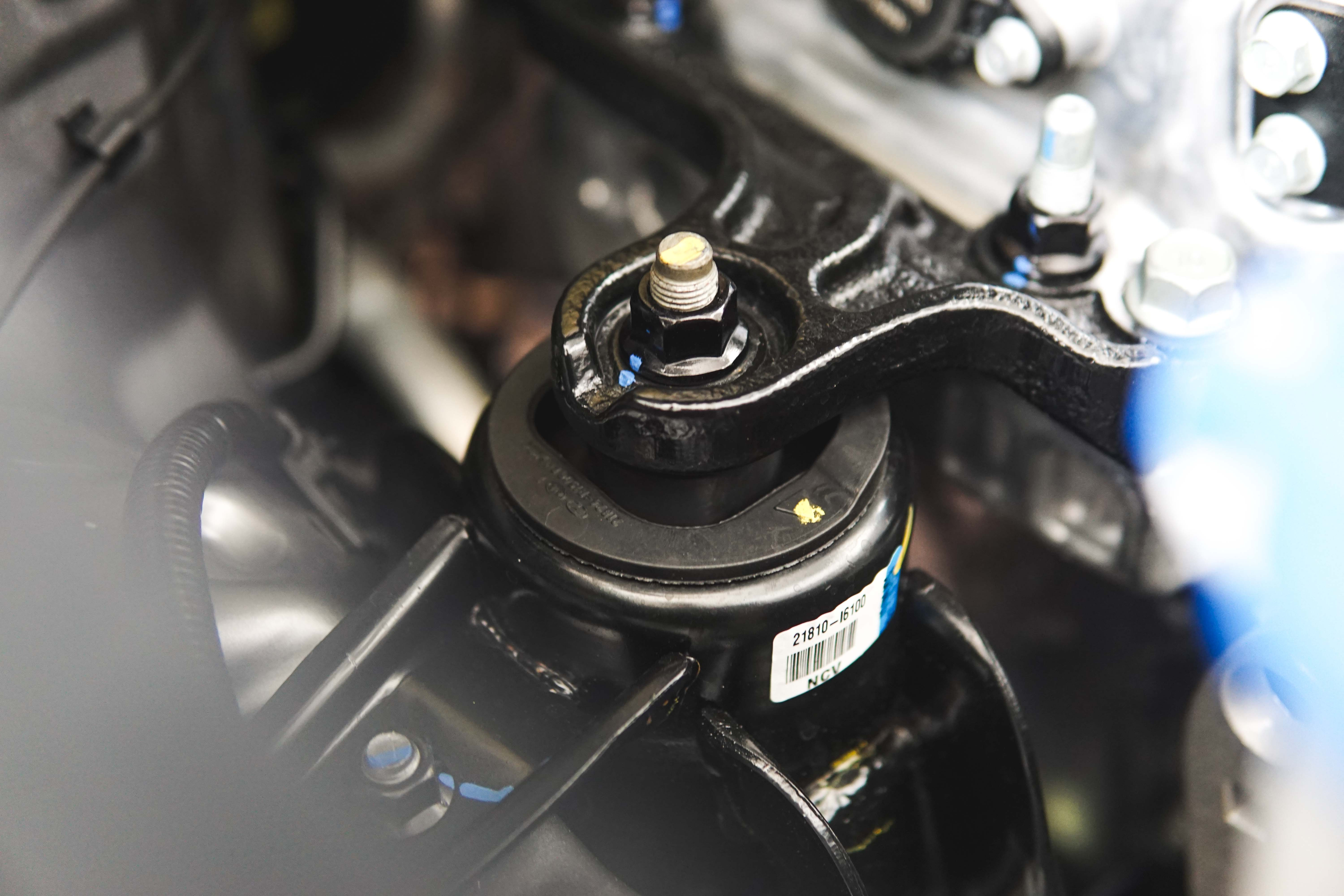 6 Penyebab Engine Mounting Cepat Rusak