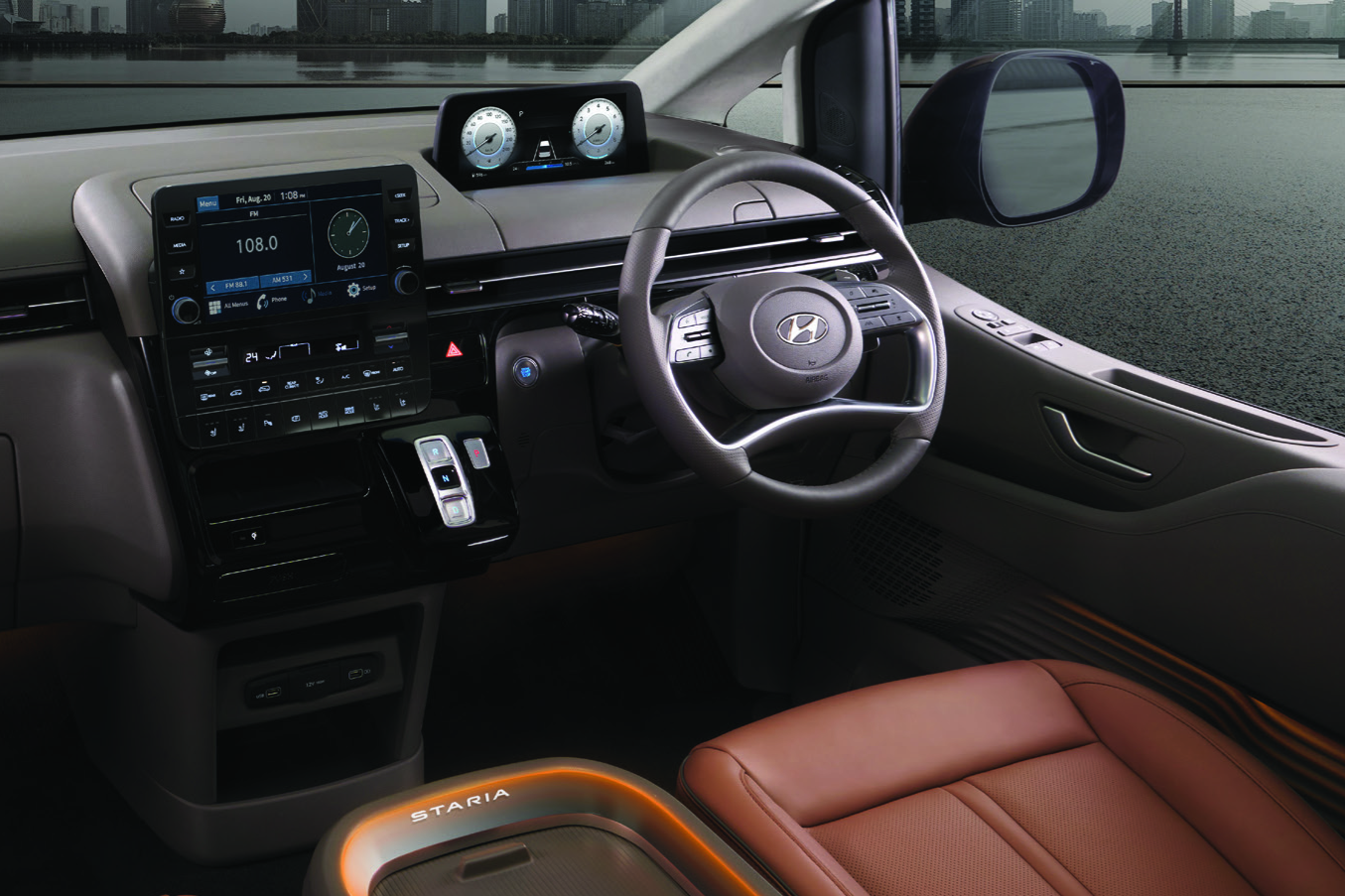 4 Karakter Setir Hyundai Staria Yang Nyaman Dikendalikan