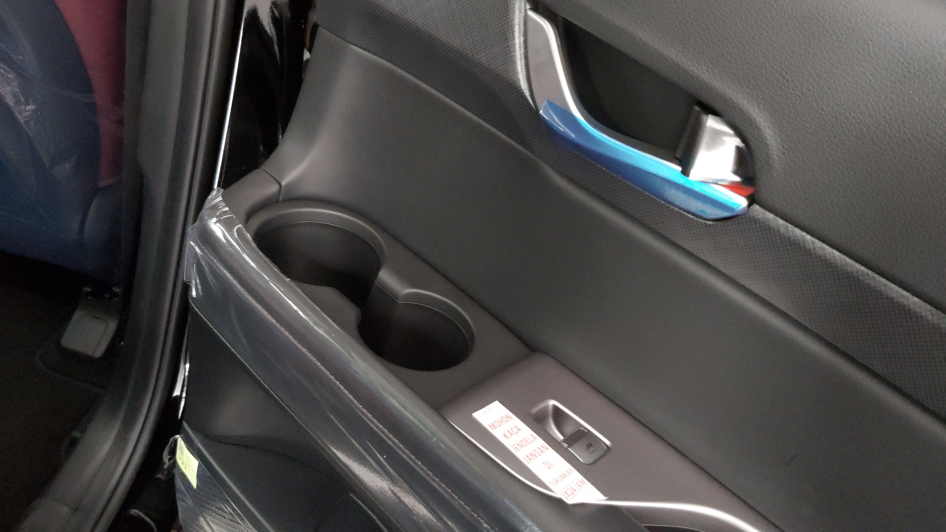 Cup Holder Di Hyundai Palisade Sangat Melimpah Jumlahnya