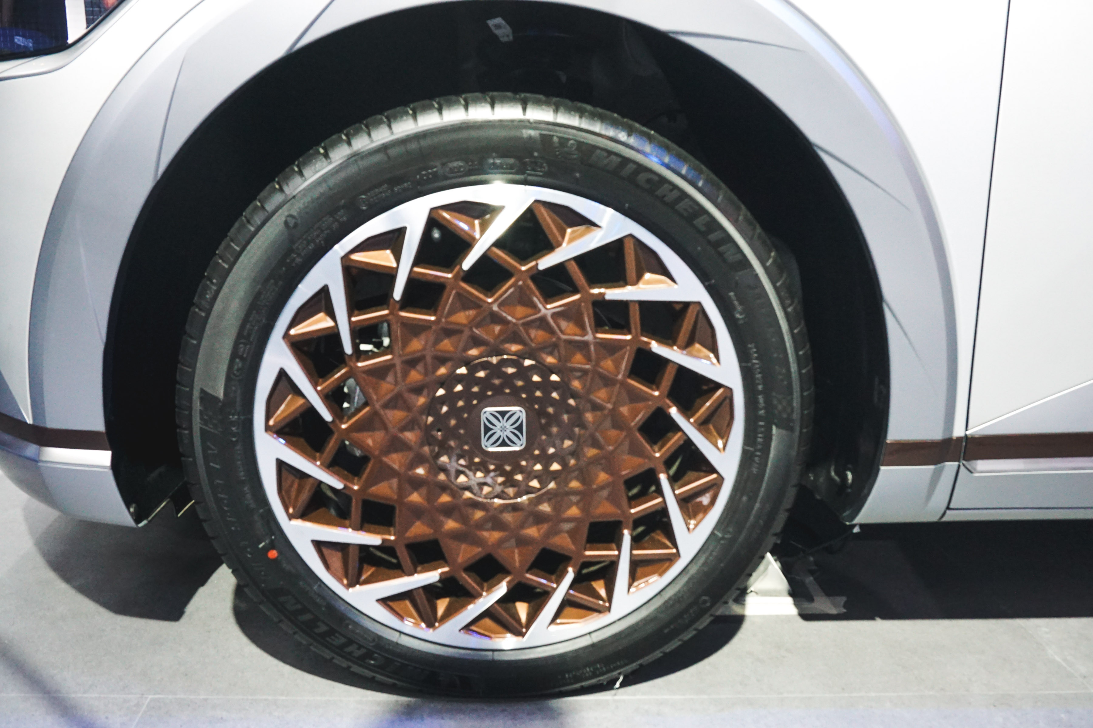 Kapan Waktu Yang Tepat Untuk Mengganti Ban Mobil?