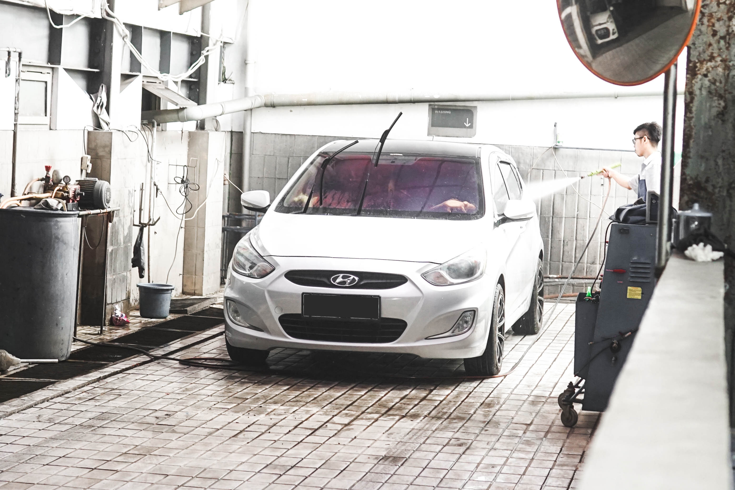 Alasan Utama Mencuci Mobil Dengan Pressure Washer