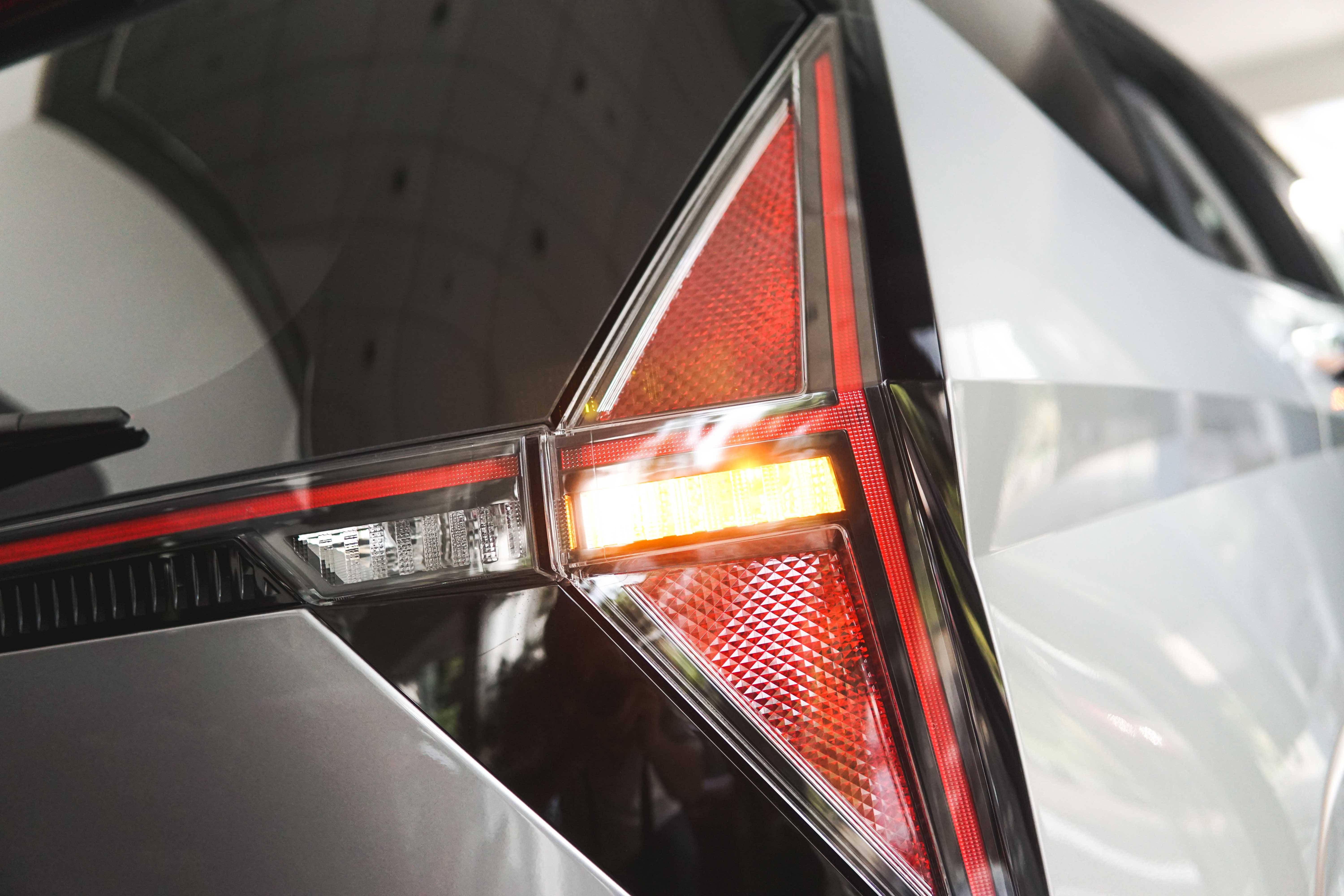 Tanda Lampu Sein Sudah Mau Putus