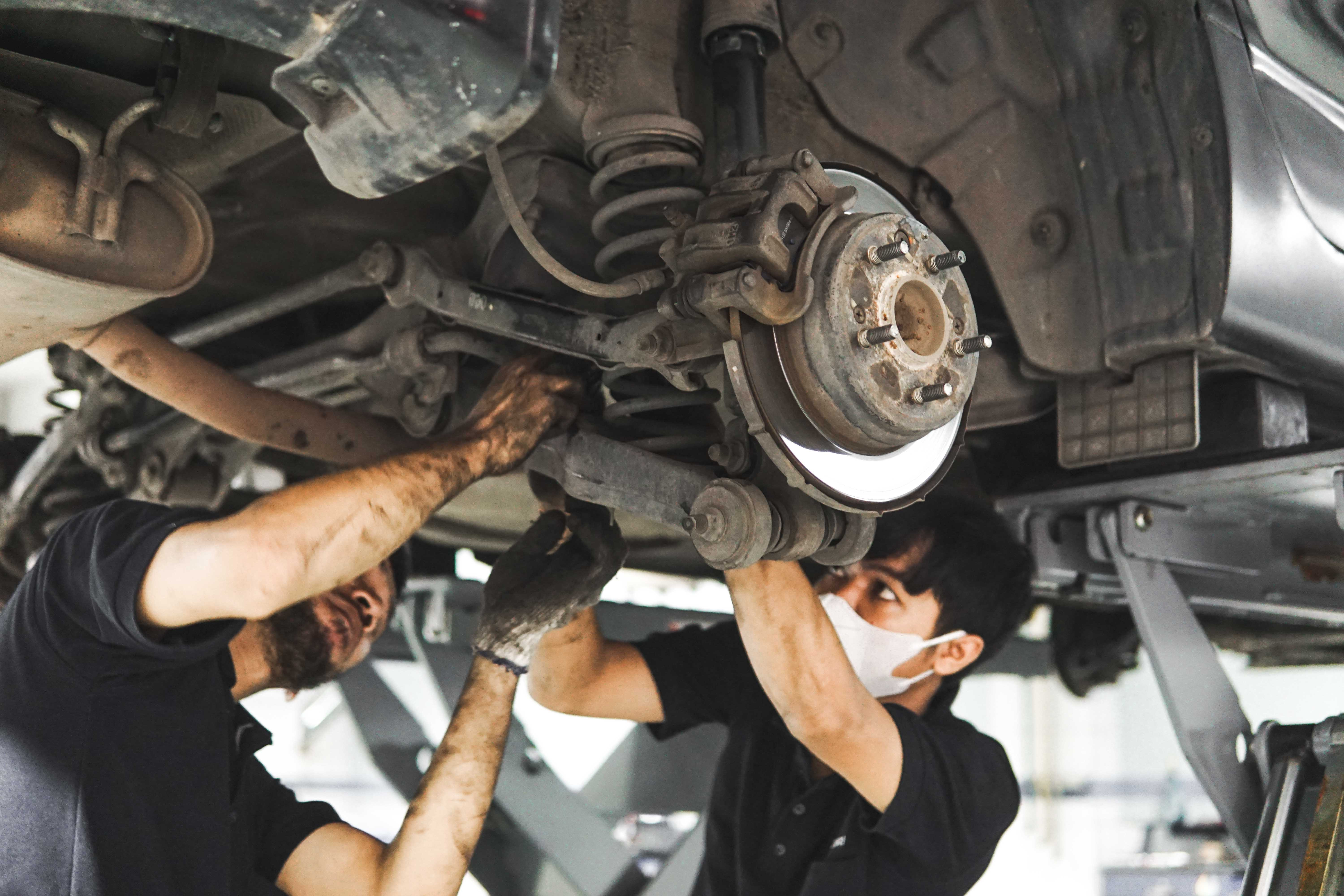 5 Alasan Mengapa Bengkel Resmi HMI Miliki SDM Terbaik