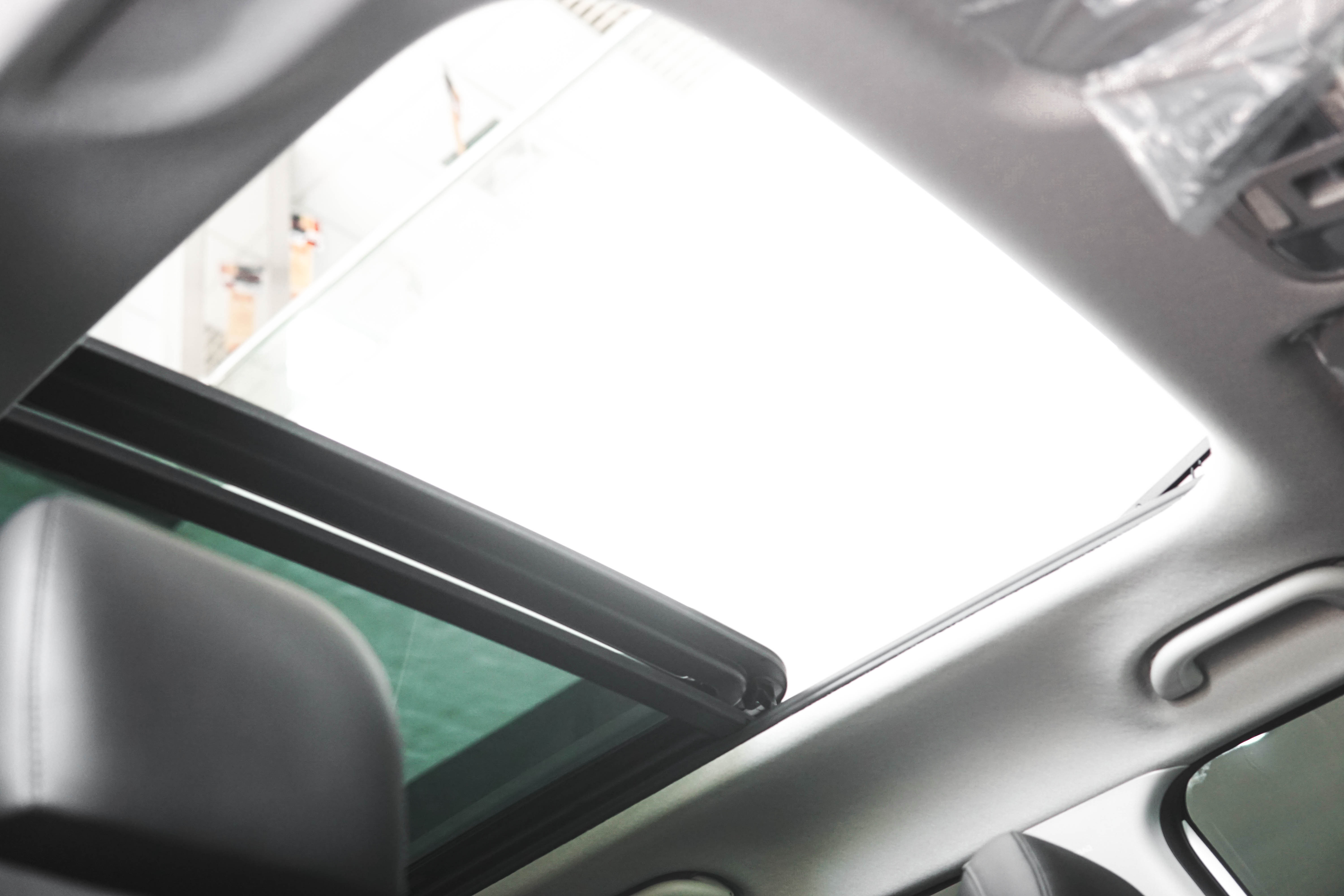 4 Cara Sederhana Untuk Merawat Sunroof
