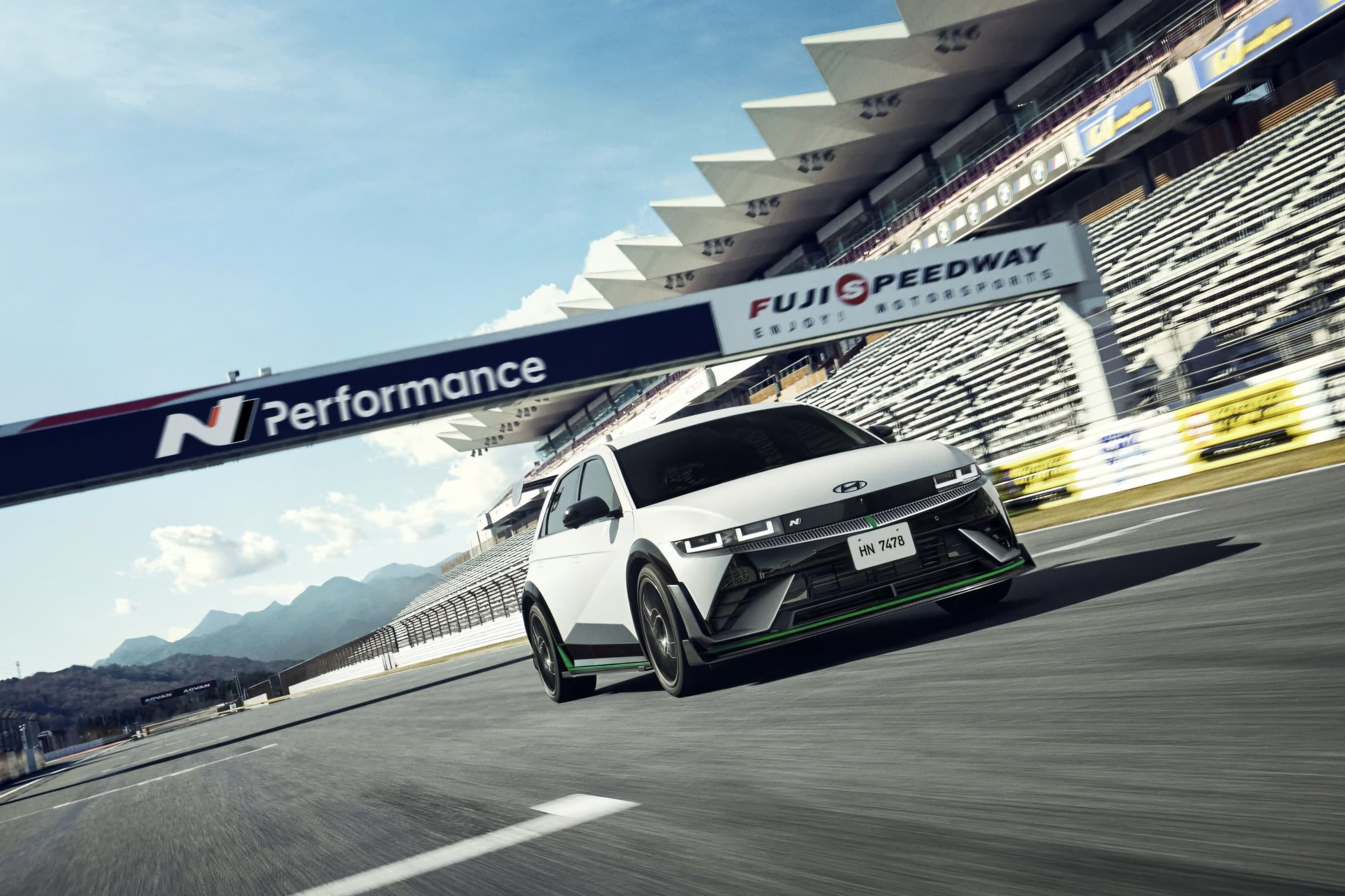 Hyundai IONIQ 5 N DK Edition Andalkan Serat Karbon Yang Ringan Namun Kuat