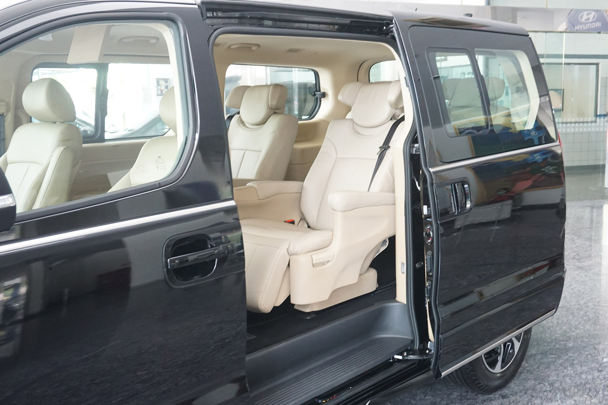 Jangan Sembarang Pakai Disinfektan Di Interior Mobil Hyundai