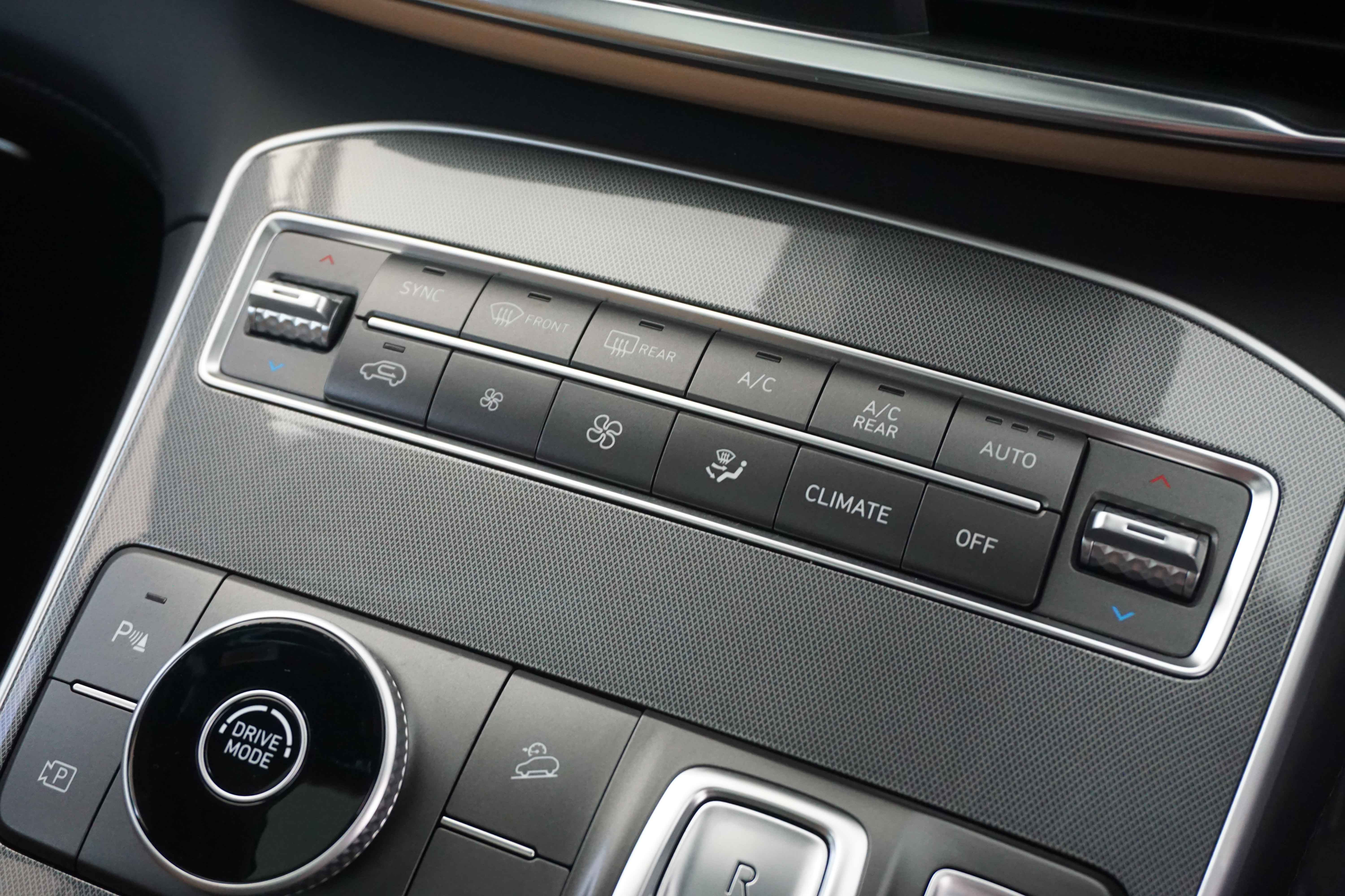 Apakah AC Perlu Dimatikan di Jalan Menanjak?