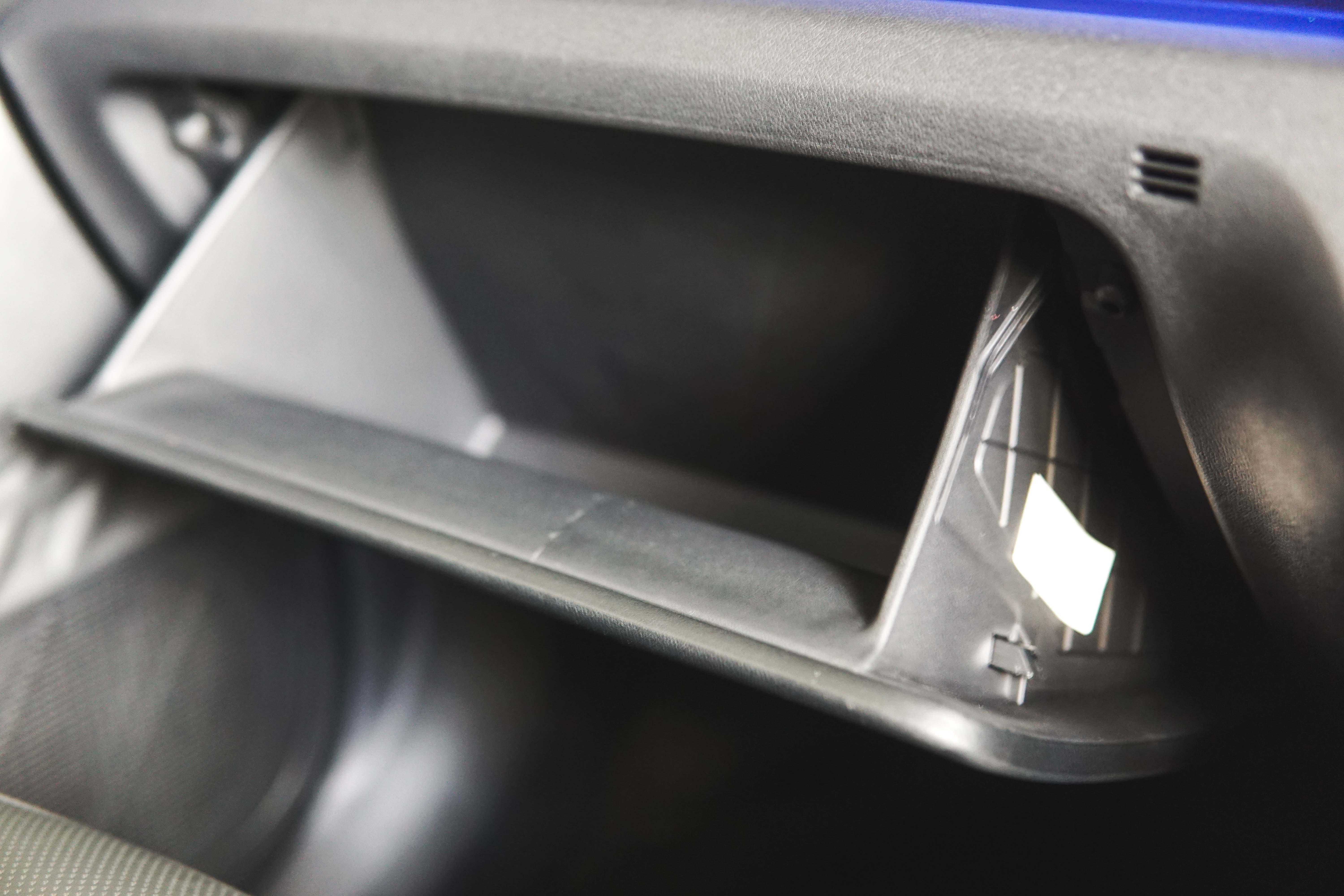 Semakin Praktis Dengan 30 Tempat Penyimpanan Pada Hyundai Stargazer