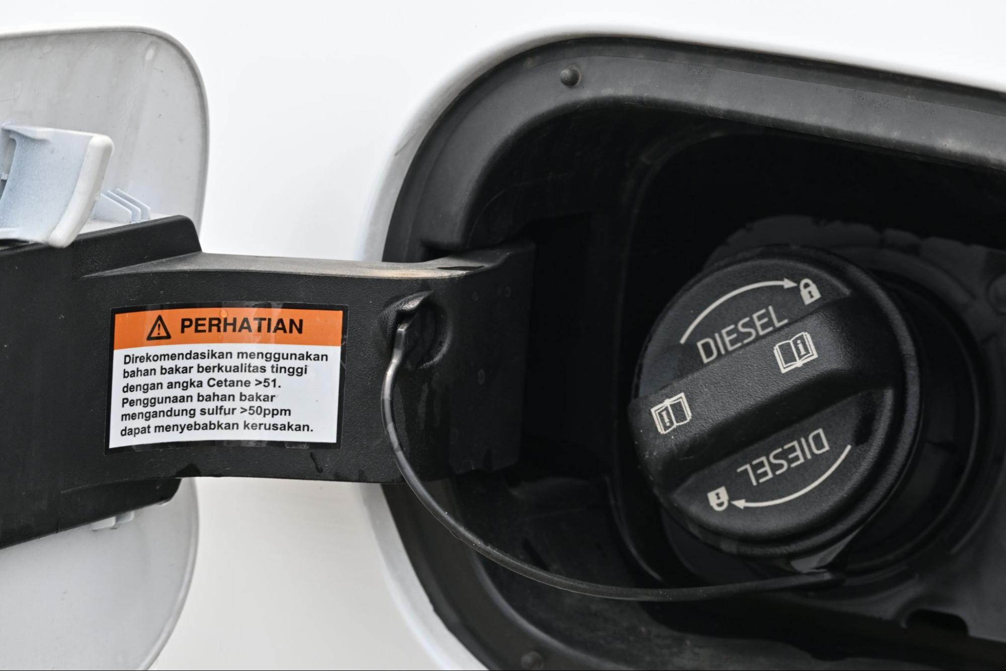 Bolehkah Mencampur Berbagai Jenis BBM Pada Mobil?