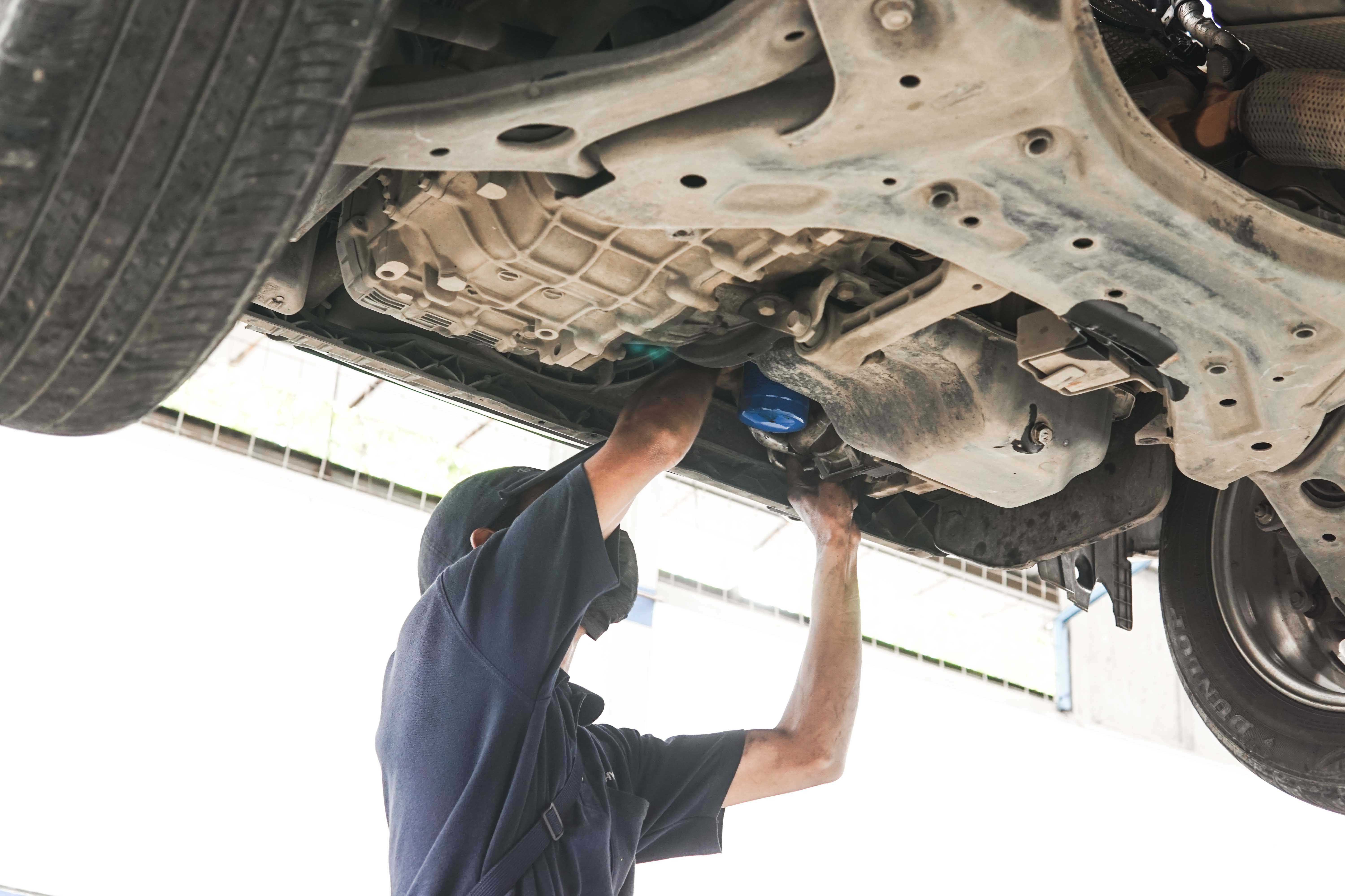 4 Sumber Rembesan Oli Yang Patut Diwaspadai