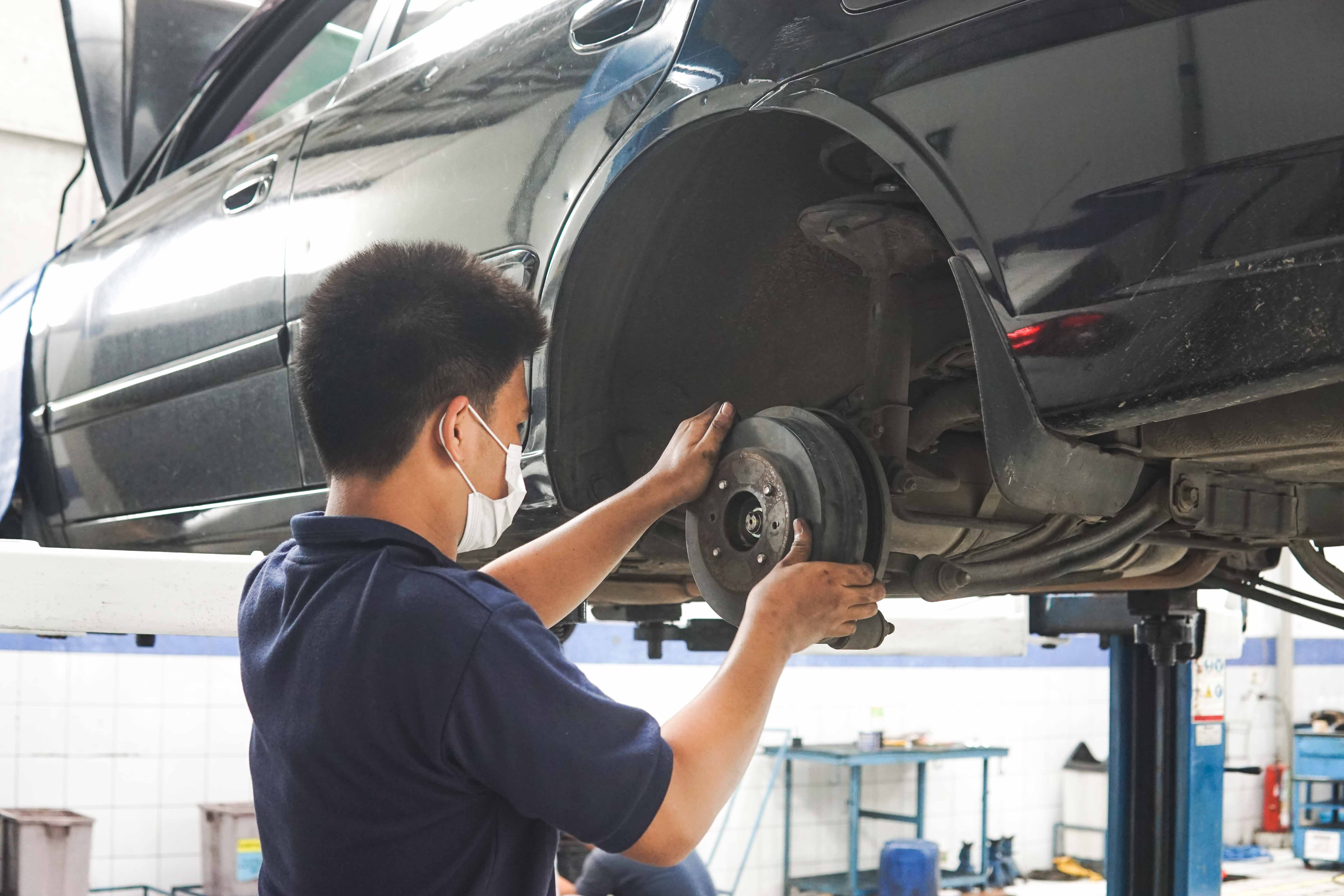 Lampu ABS Menyala, Apa Yang Perlu Dilakukan?