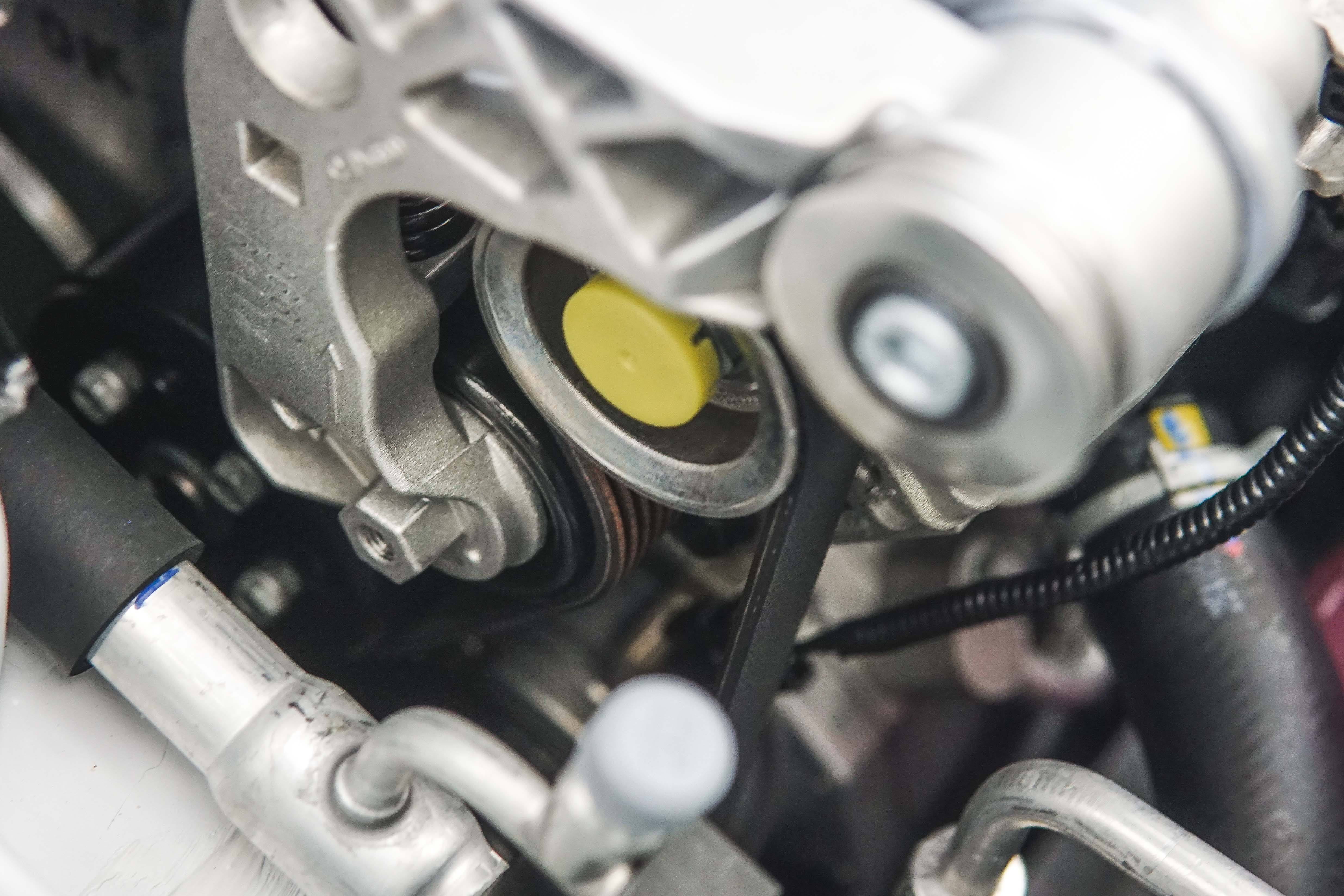 Fan Belt Berdecit  Akibat Selip? Ini 3 Penyebabnya