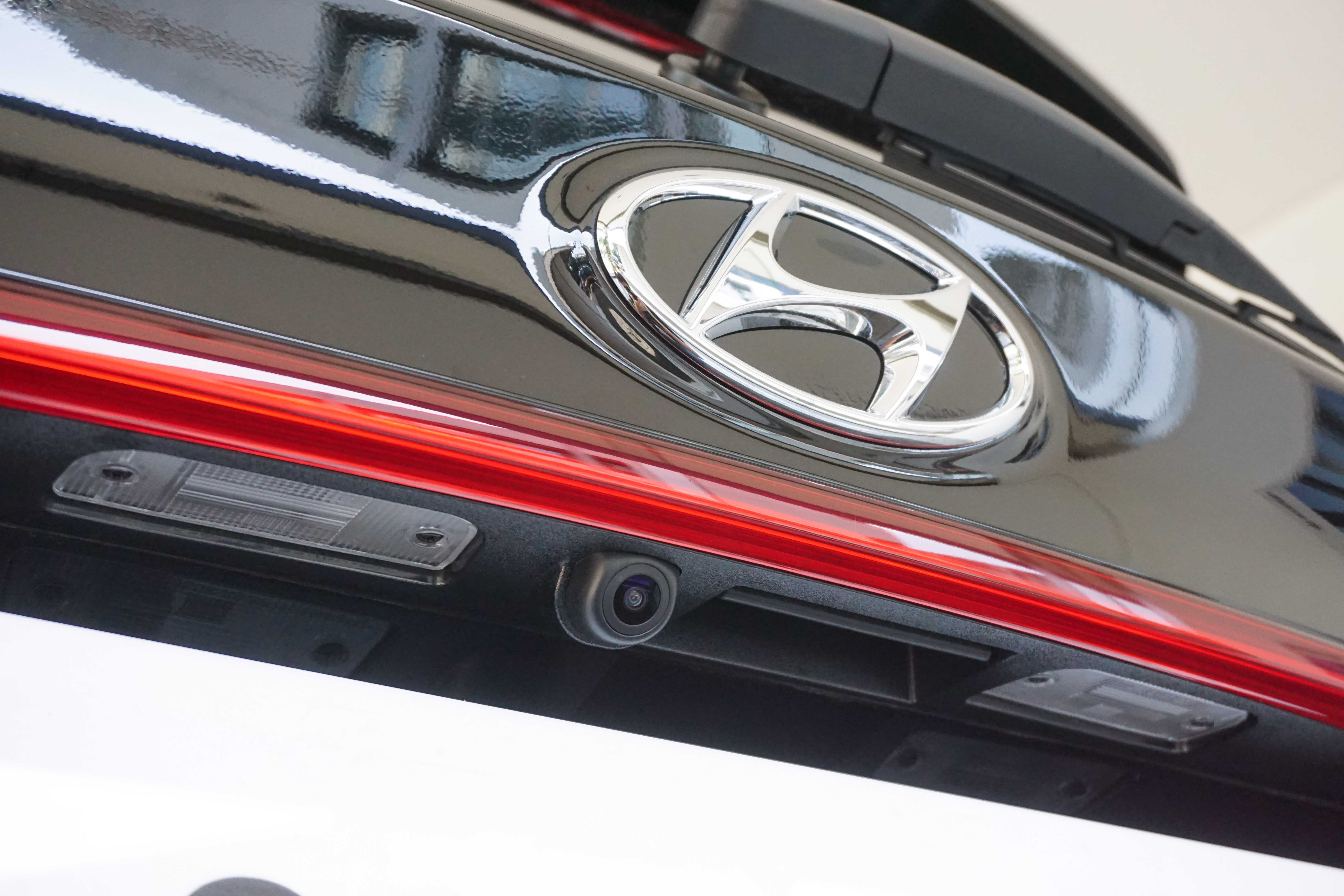 2 Cara Jitu Jaga Power Back Door Tetap Awet