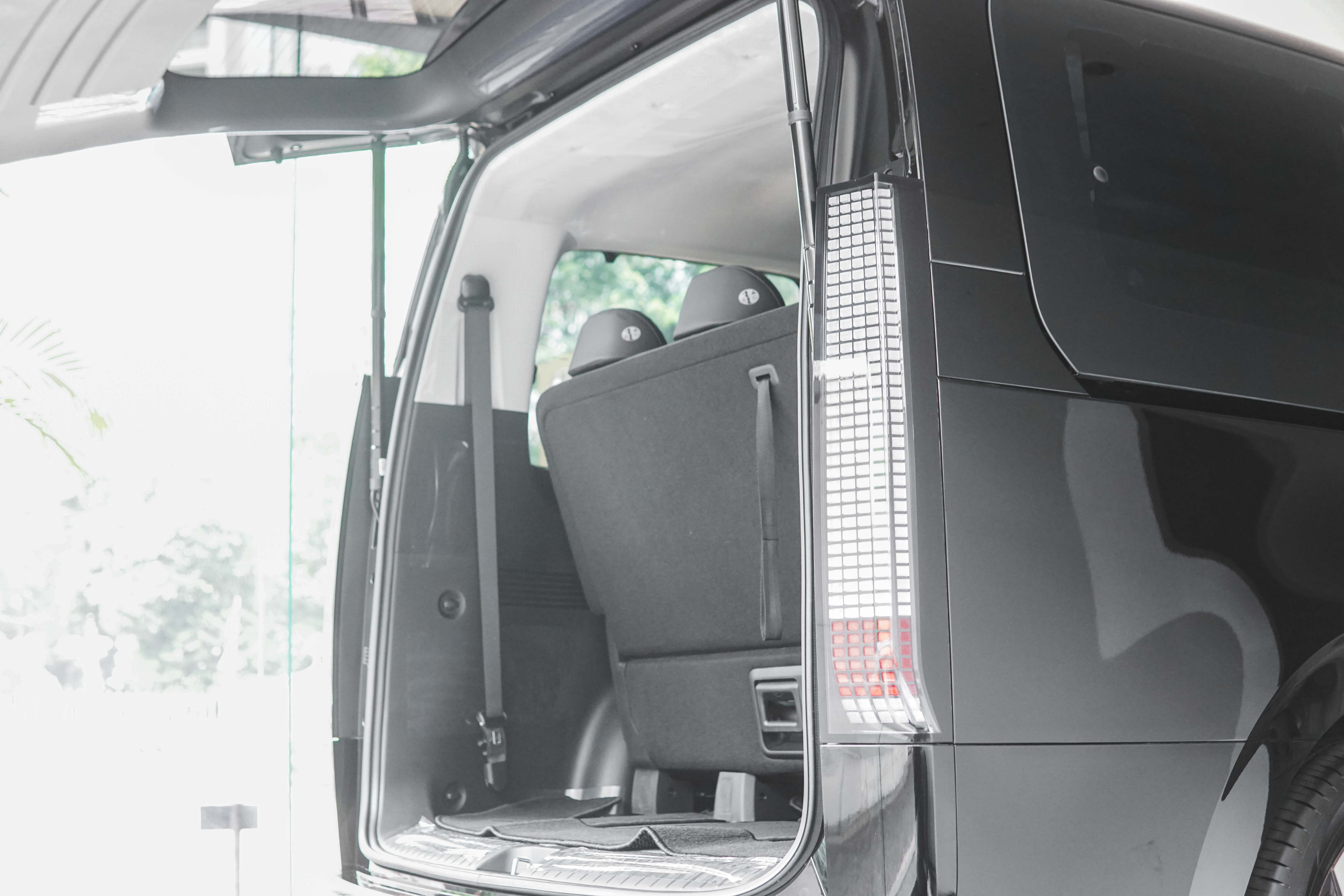 Matikan Power Back Door: Cegah Satpam “Banting Pintu Pagasi”