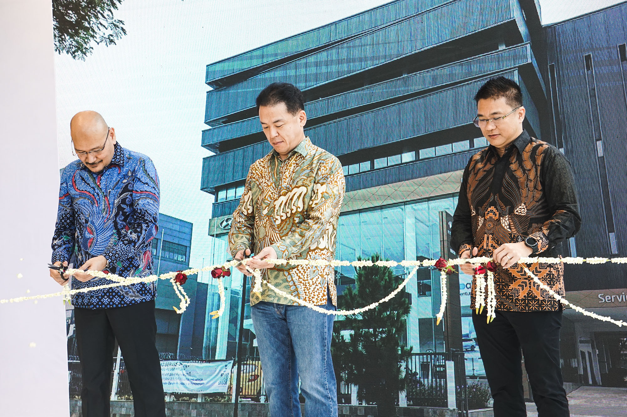 PT Hyundai Mobil Indonesia Resmikan Dealer Ke-12 Hyundai BSD City