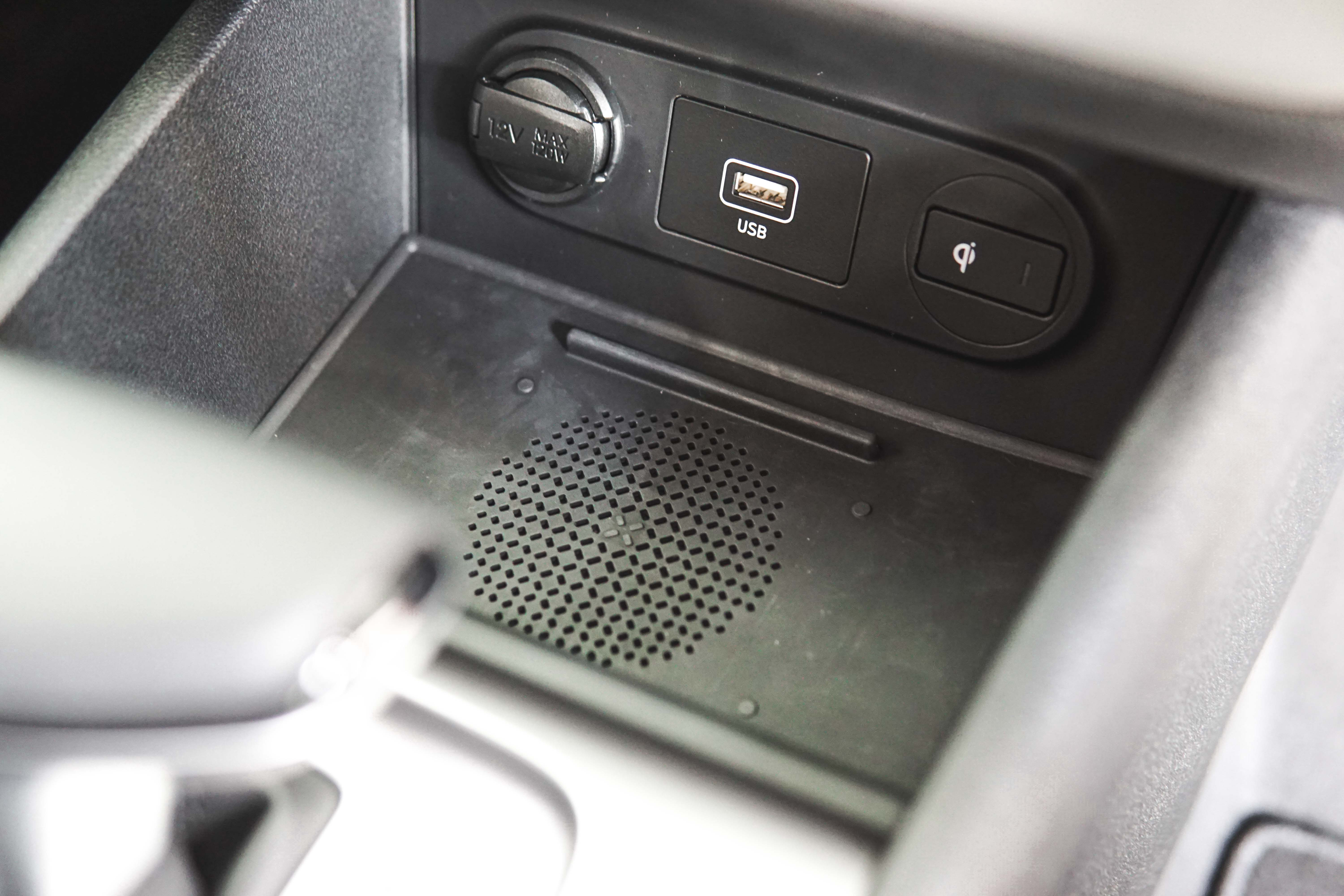 Wireless Charging Hyundai Stargazer Dilengkapi Ventilasi